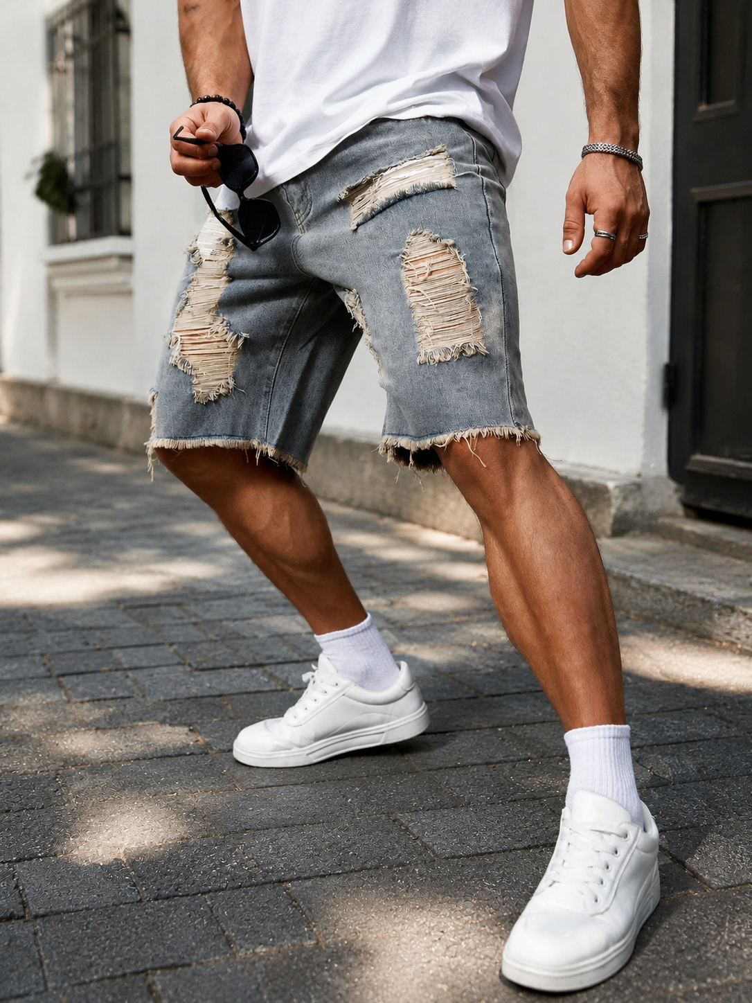 SHORTS RIPPED