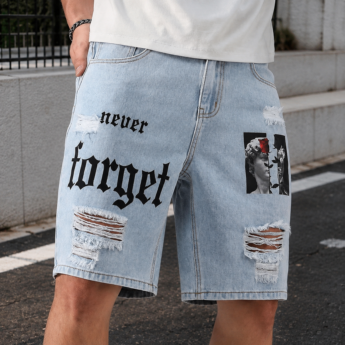 DENIM SHORTS